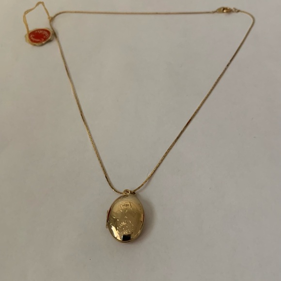 New vintage hand engraved locket - Picture 3 of 16